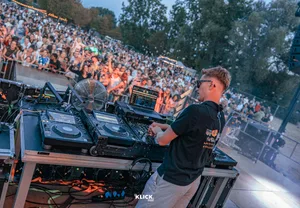 Image de couverture de Dj_nad, DJ à Cappelle-la-Grande